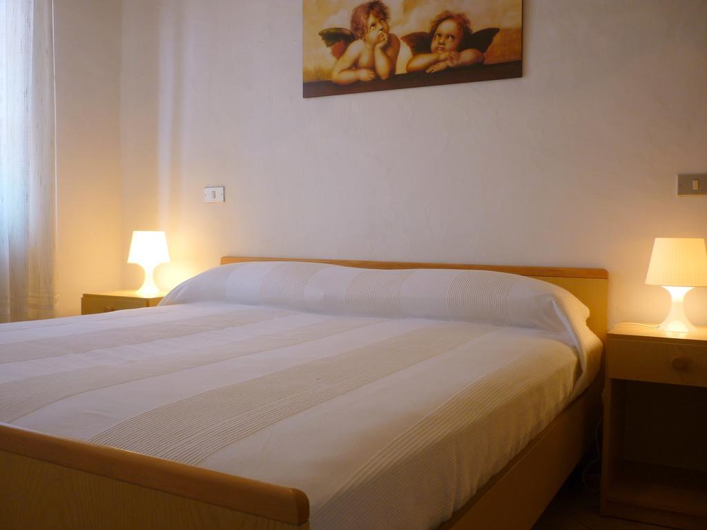 Appartamenti Cannigione La Conia 部屋 写真
