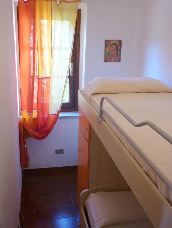 Appartamenti Cannigione La Conia 部屋 写真