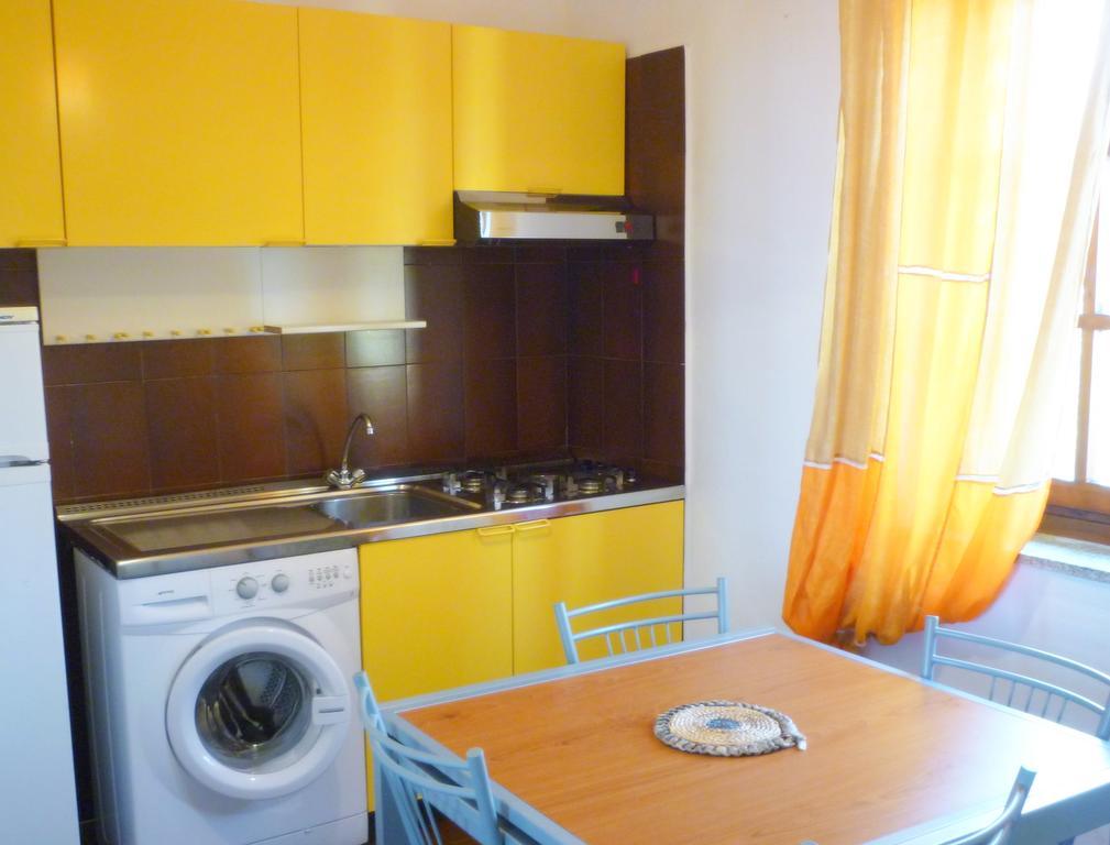 Appartamenti Cannigione La Conia 部屋 写真